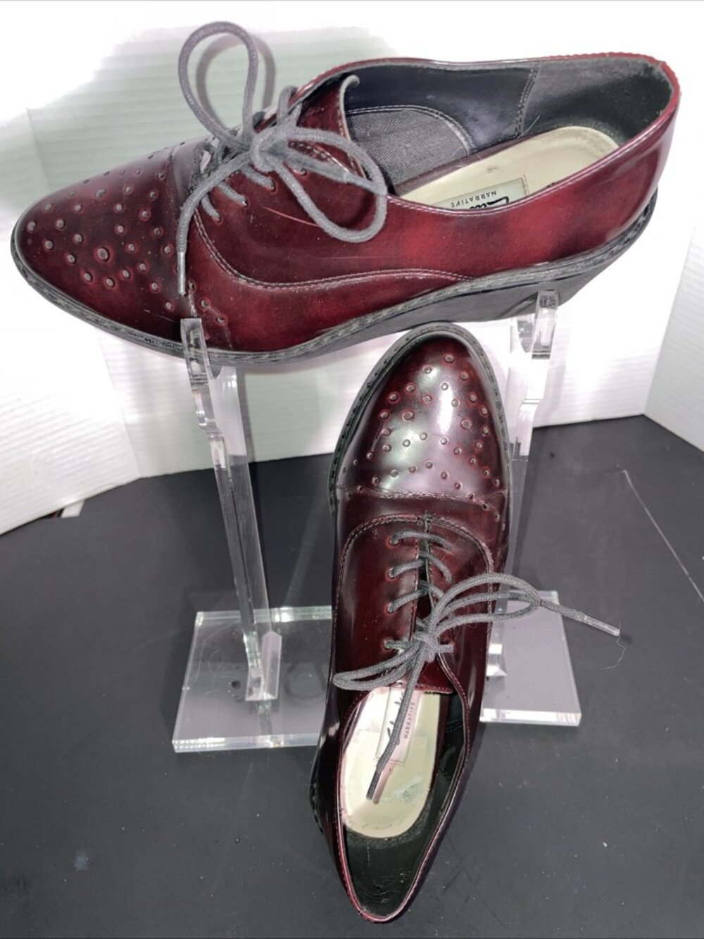 CLARKS Women's Game Oval Burgundy Leather Wedge Platform Shoes 8M 26101058 EUC - Picture 2 of 10